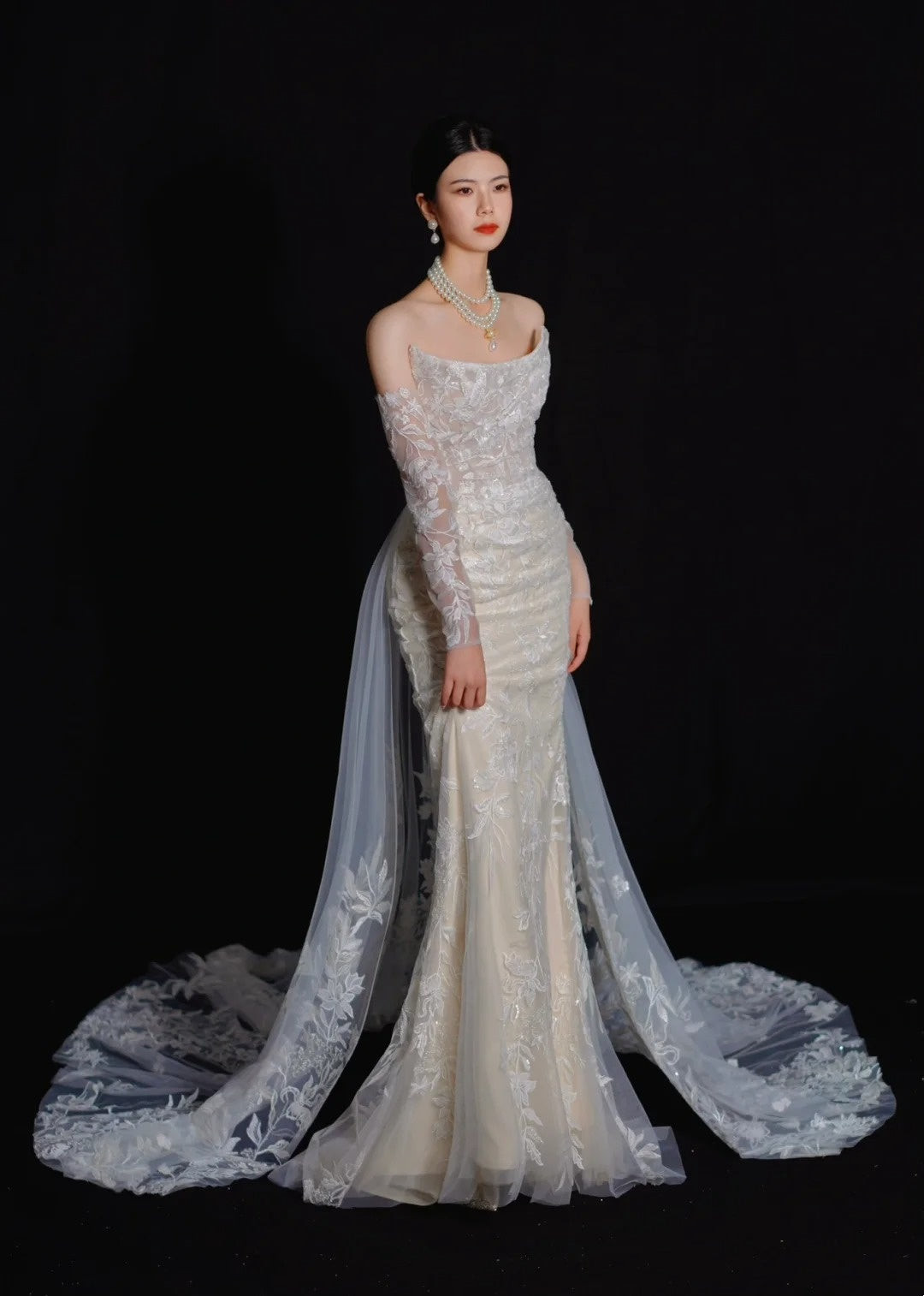 Robe de mariée longue et romantique blanche sirène sans bretelles en dentelle, avec traîne, AB2474