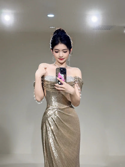 Robe de bal longue sirène à paillettes, épaules dénudées, sequins, couleur champagne, inspiration tenue de soirée N234