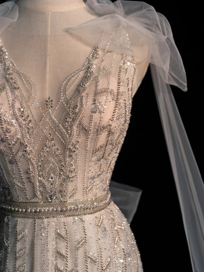 Robe de mariée sirène à paillettes ivoire, col en V, coupe ajustée, modèle N1353