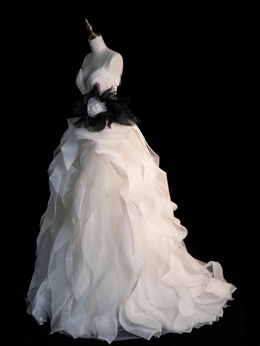 Robe de bal longue blanche en tulle à fines bretelles - Inspiration robes de soirée - Robe de cérémonie N1222