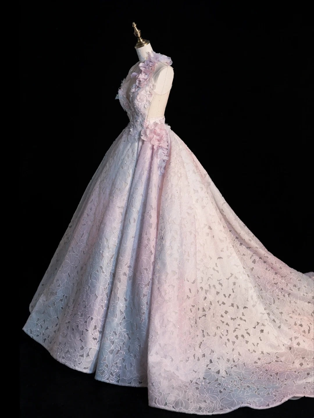 Robe de bal modeste rose à dos nu et imprimé floral, idéale pour une soirée étudiante ou un bal de fin d'année (N1216)