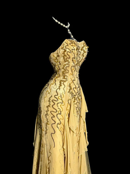 Bescheidene Ballkleider Meerjungfrau Trägerlos Gold Chiffon Mit Perlenbesatz Langes Formelles Abendkleid N3863