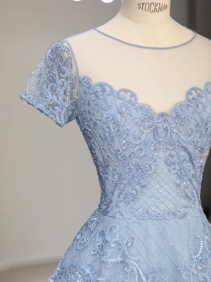 Élégante Robe de Bal Longue Bleu Clair en Tulle Coupe Trapèze avec Appliqués Inspo Tenues de Soirée RB3997