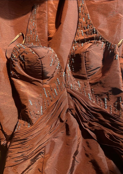 Robes de bal vintage Sirène Halter Orange Taffetas Avec Perles Robe de soirée longue années 90 N2917