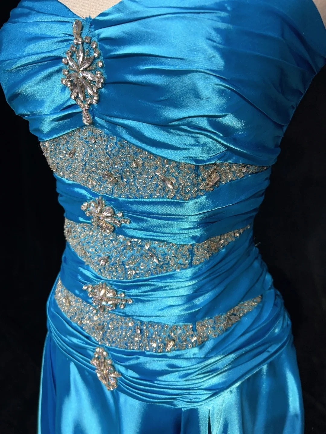 Robes de bal modestes Inspo Sirène Col en cœur en satin bleu avec perles pour femmes Robe de soirée formelle N3213