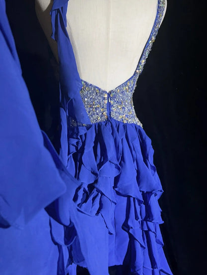 Elegante Abschlussballkleider A-Linie High-Low One-Shoulder Königsblau Chiffon mit Perlen ärmellos langes Abendkleid N2881