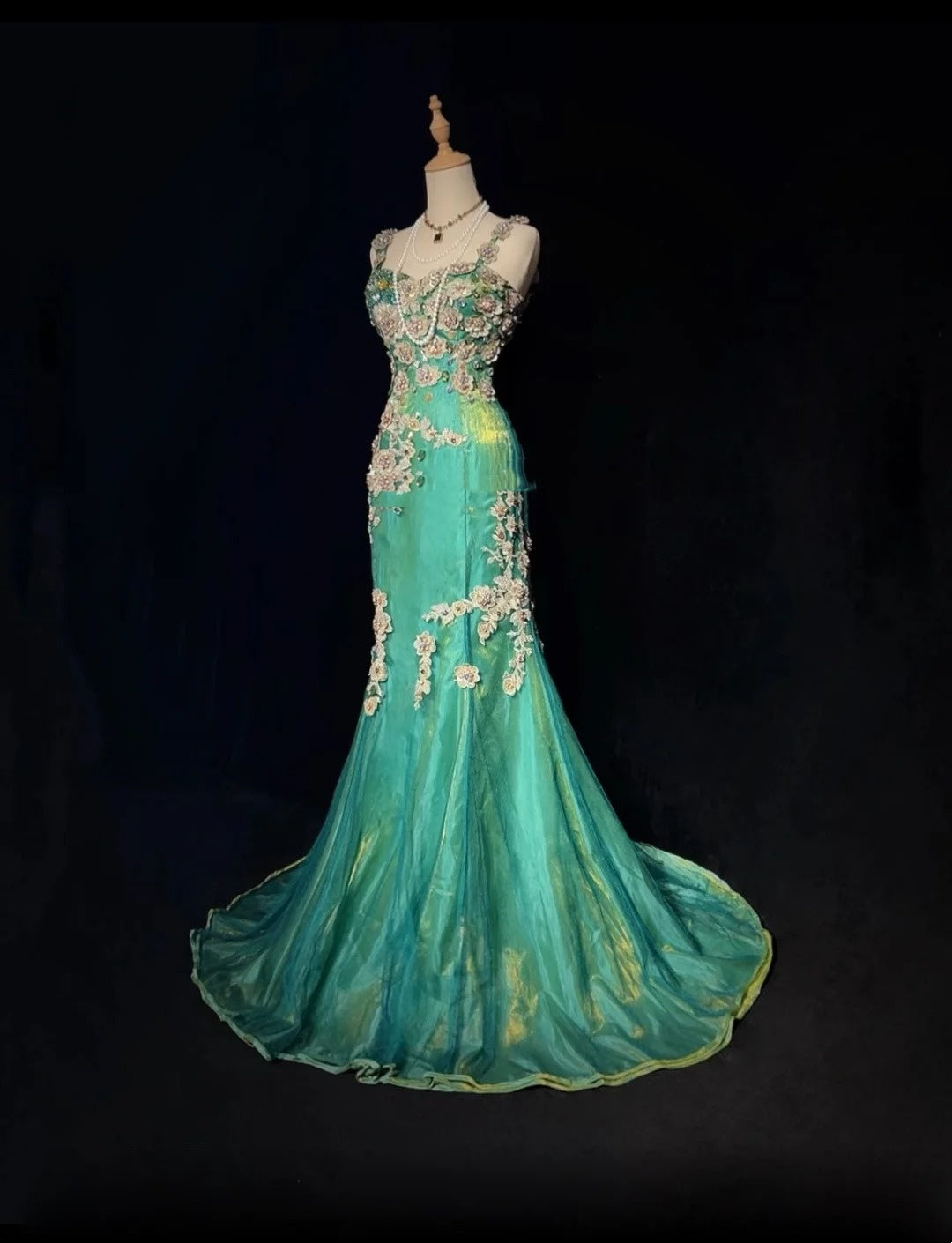 Robes de bal vintage Sirène bustier vert en tulle des années 70 avec perles appliquées Robe de soirée N2533