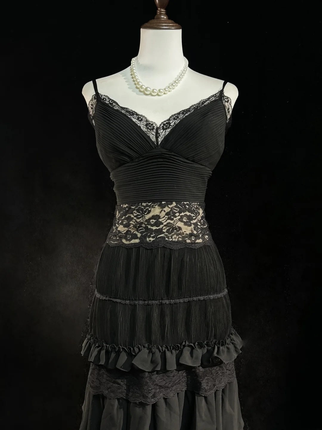 Robes de bal de fin d'année courtes en mousseline de soie noire, coupe trapèze à fines bretelles, style français, N2458