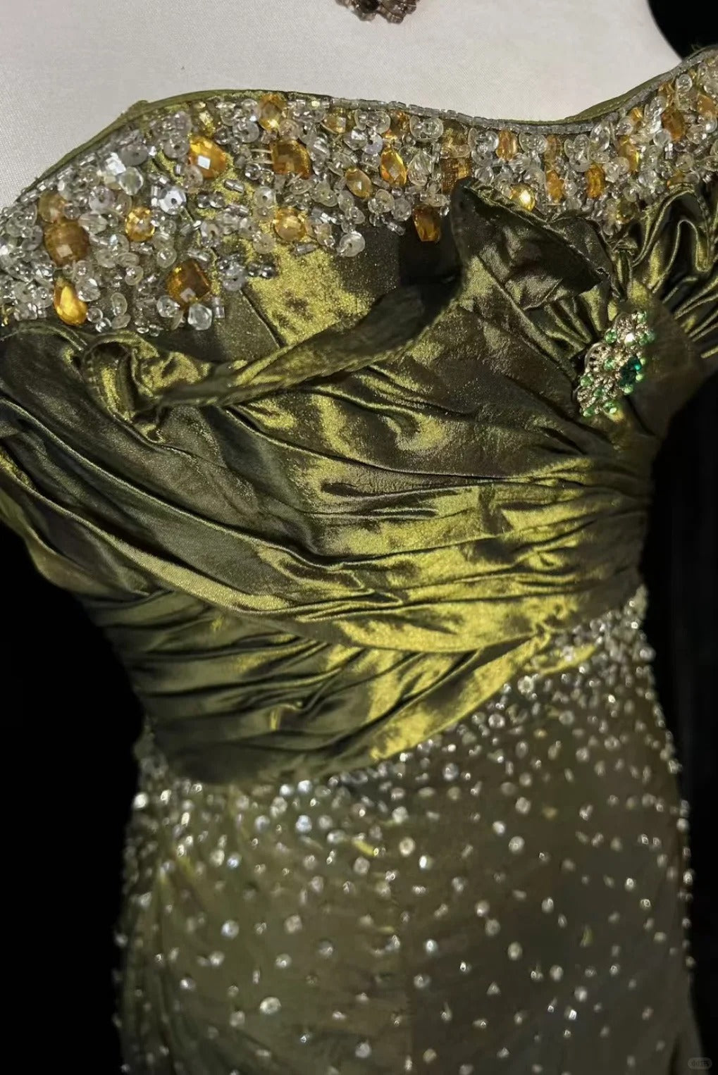 Vintage Prom Dresses 80s Mermaid Sweetheart Olive Green Satin Long With Beading Evening Formal Outfits RB5136