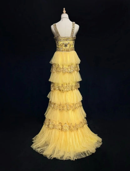 Robes Esthétiques de Bal Vintage Ligne A Col Carré Jaune Couches Superposées avec Perles Longue Robe de Soirée N3060