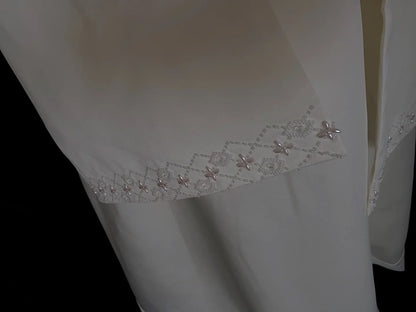 Bescheidene Ballkleider Inspo A-Linie Spaghettiträger Weißer Satin mit Cape für Damen Abendkleid N3222