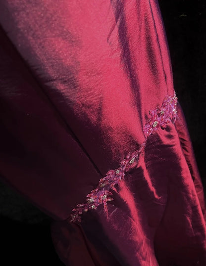 Robes de bal vintage sirène bustier cœur bordeaux en taffetas avec appliques longue robe de soirée N2445