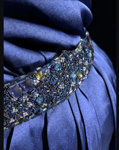 Bescheidene Etui Ein-Schulter-Kleider Marineblau Satin Ideen für Damen Kurze Geburtstagskleider Mini-Heimkehr-Outfits N3282