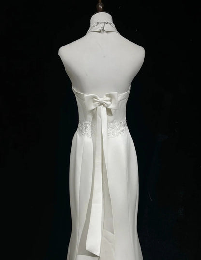 Einzigartige Hochzeitskleider Meerjungfrau Neckholder Satin Boho Stickerei Weiß Langes Brautkleid N3290