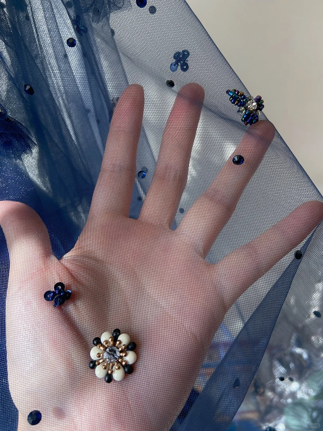 Vintage Ballkleider Inspo A-Linie Empire V-Ausschnitt Marineblau Satin 90er Mit Ärmeln Abendkleider N3314