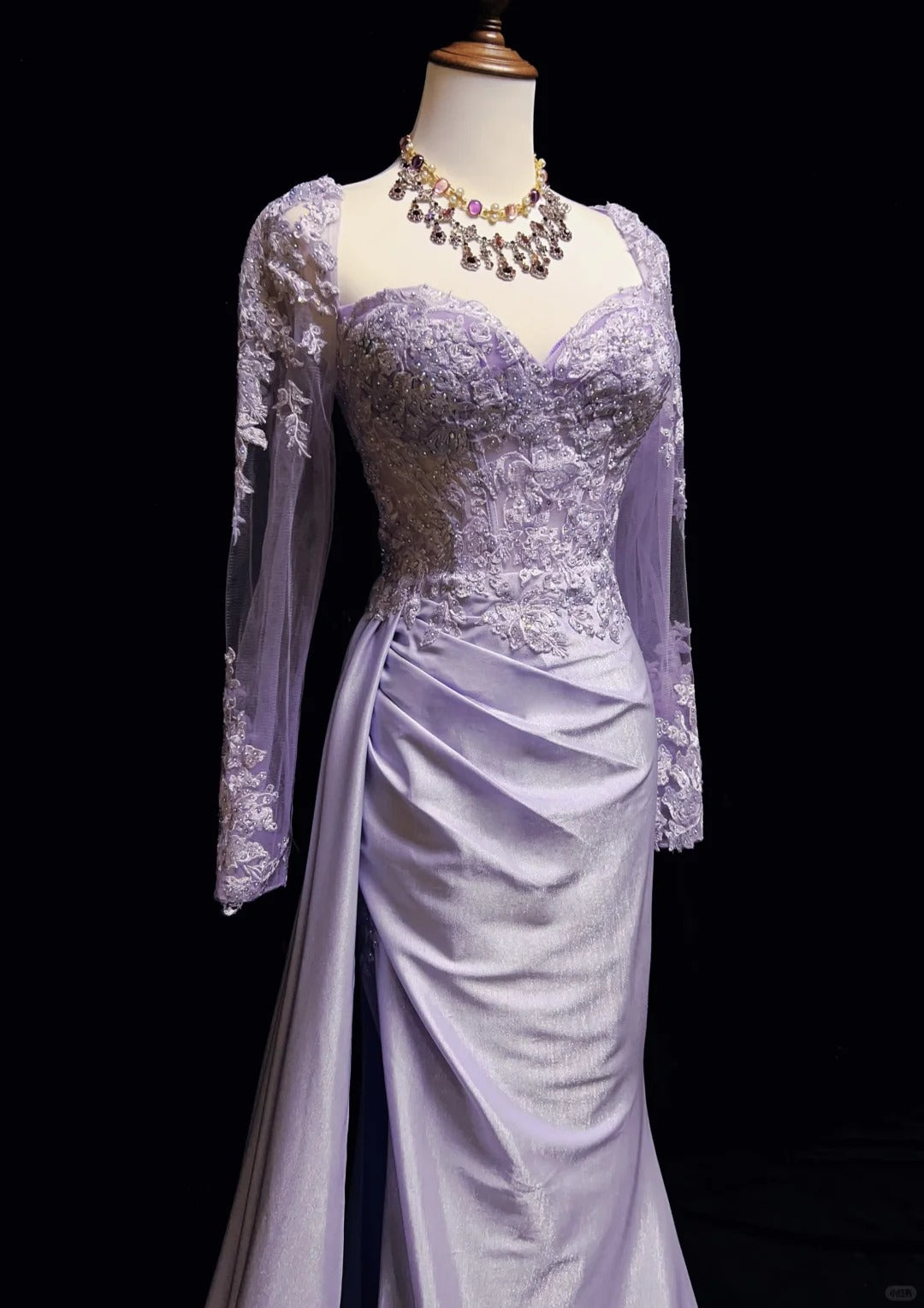 Vintage Prom Dresses 1960er Meerjungfrau Herz-Ausschnitt Flieder Mit Schlitz Langärmeliges Ballkleid N3100