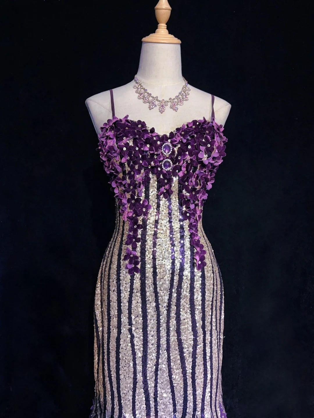 Glitzer-Abschlussballkleider Meerjungfrau Spaghetti-Träger Lila Chiffon Mit Blumen Langes Formelles Abendkleid N3893