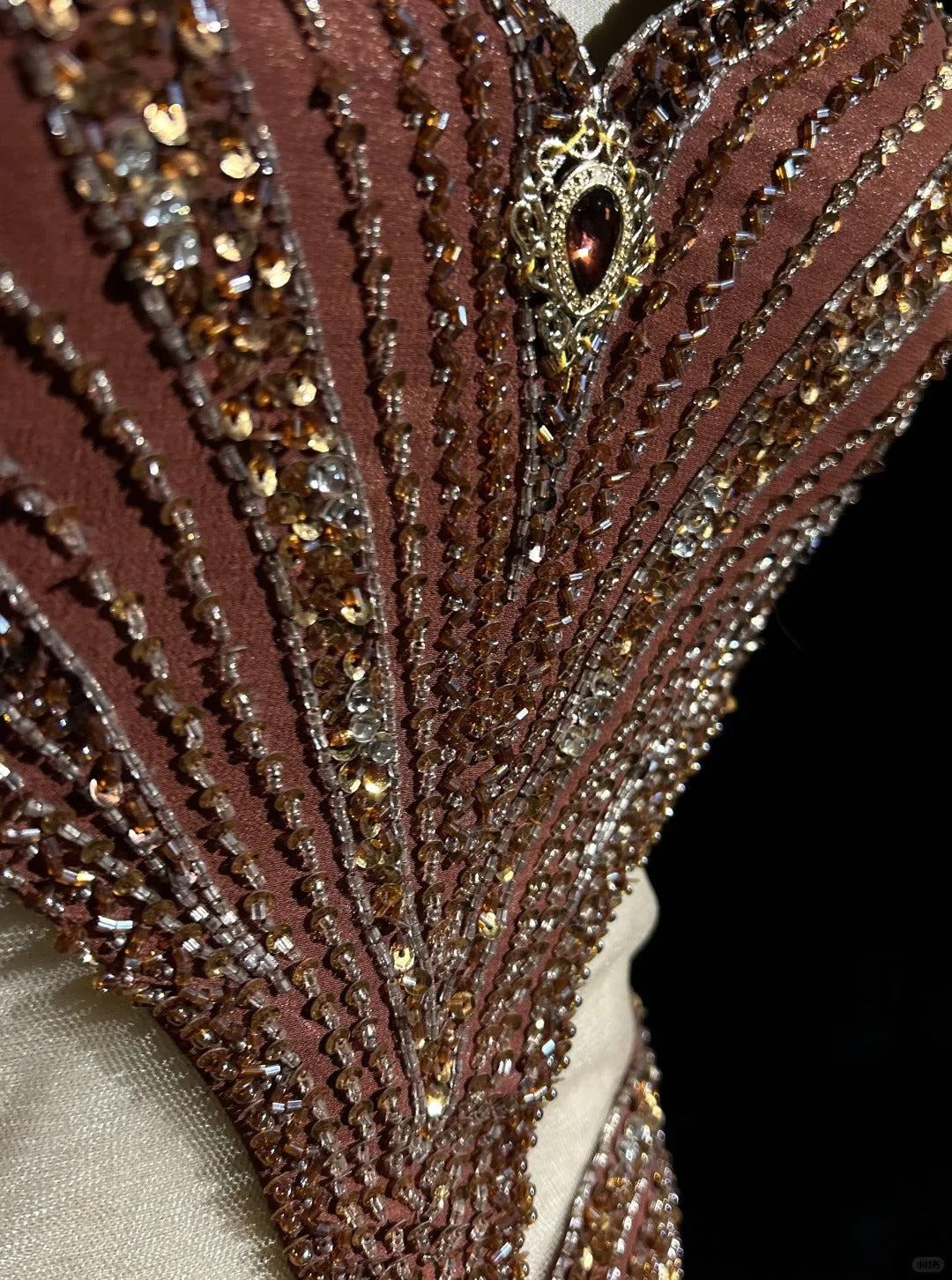 Vintage Prom Dresses 80s A Line Straps Brown Backless Chiffon Long With Beading Evening Formal Outfits RB5134