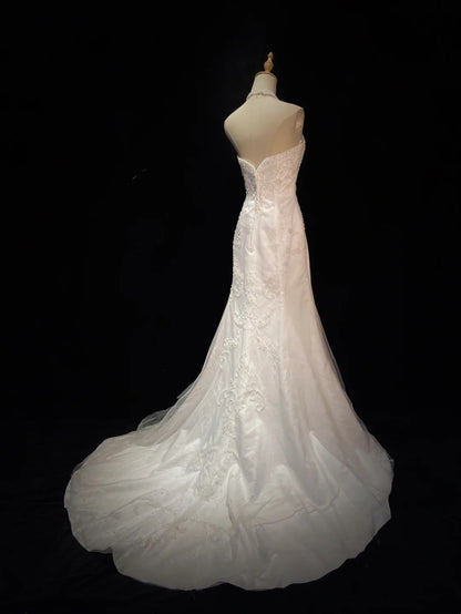 Einzigartige Hochzeitskleider Meerjungfrau Trägerlos Satin mit Applikationen Weiß Lang Brautkleid N3402