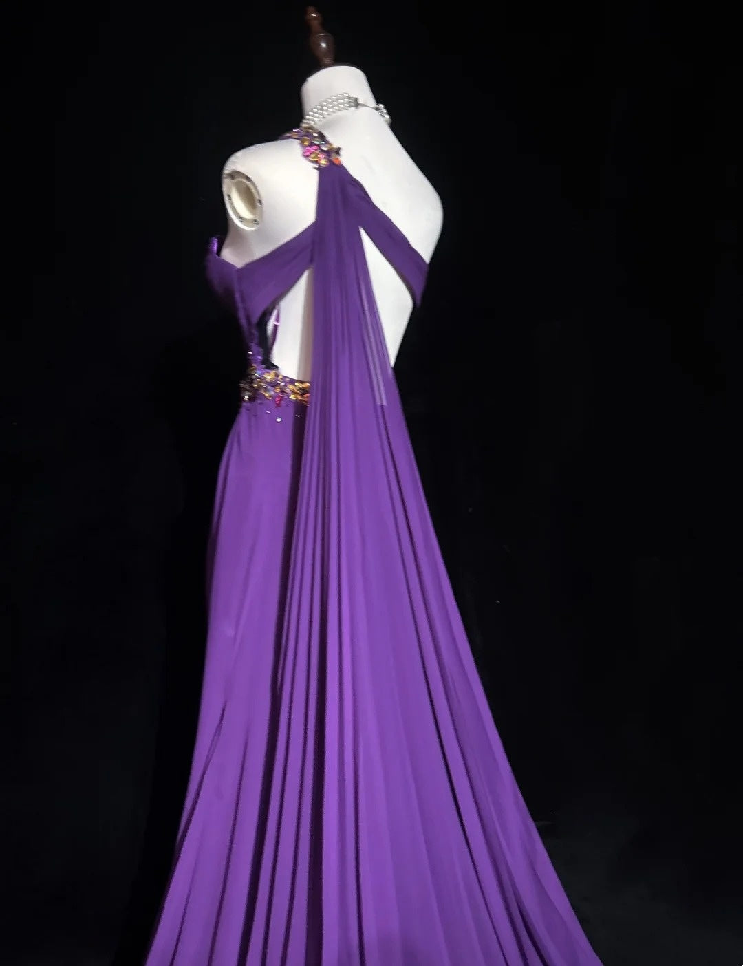 Robes de bal vintage Trapèze Asymétrique Violet Mousseline Années 80 Avec perles Longues tenues de soirée N3889