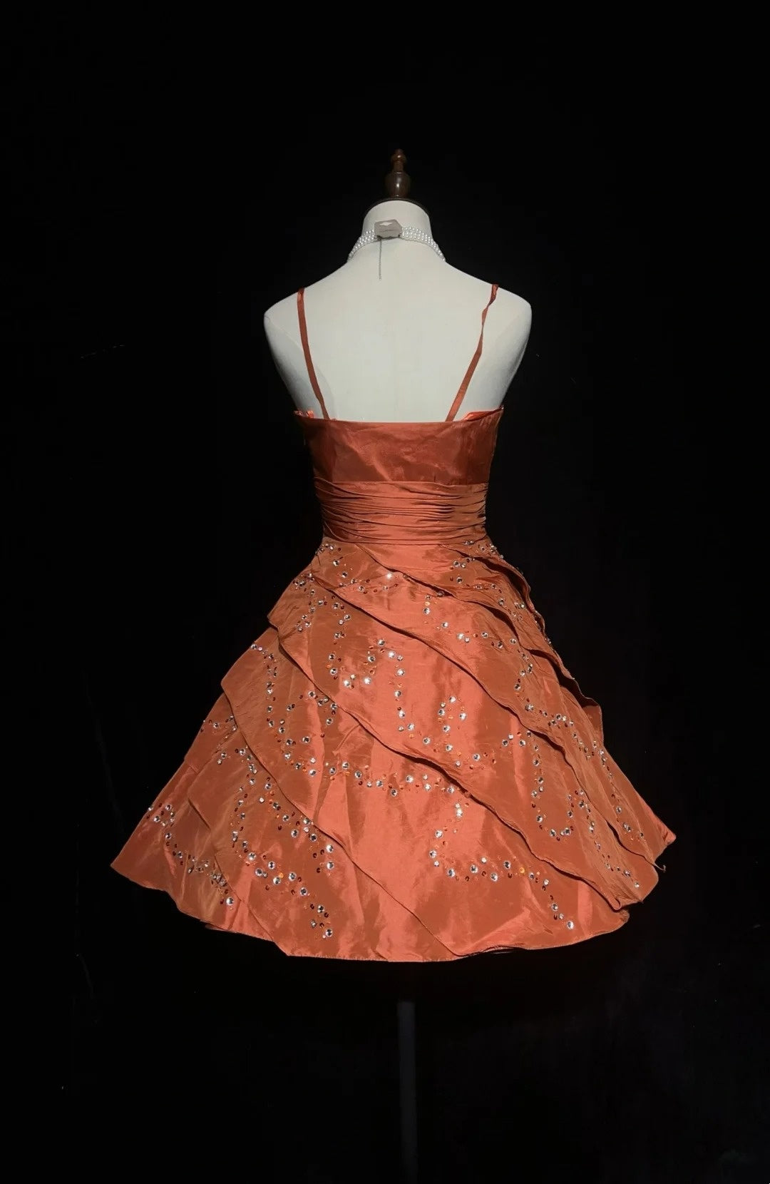 Robe de soirée bustier en taffetas orange pour la remise des diplômes ou le bal de promo, longueur courte, modèle N2891