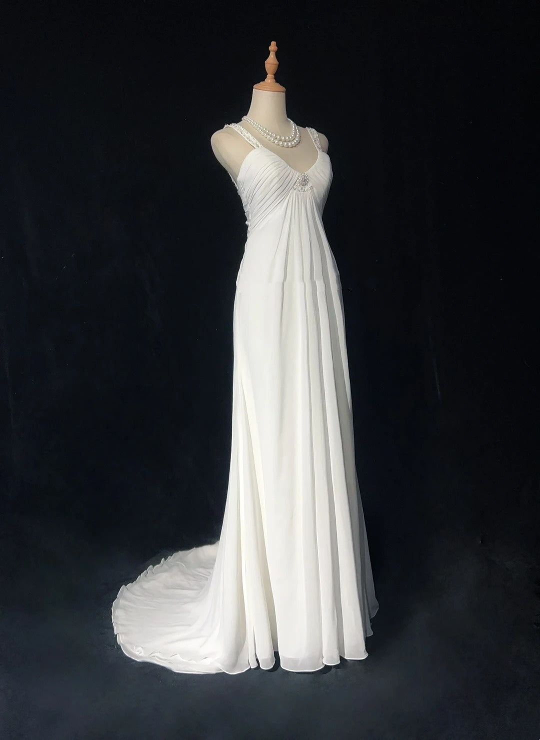 Robes de bal blanches simples, coupe trapèze, col en V, mousseline sans manches avec perles, robe de soirée semi-formelle N3820