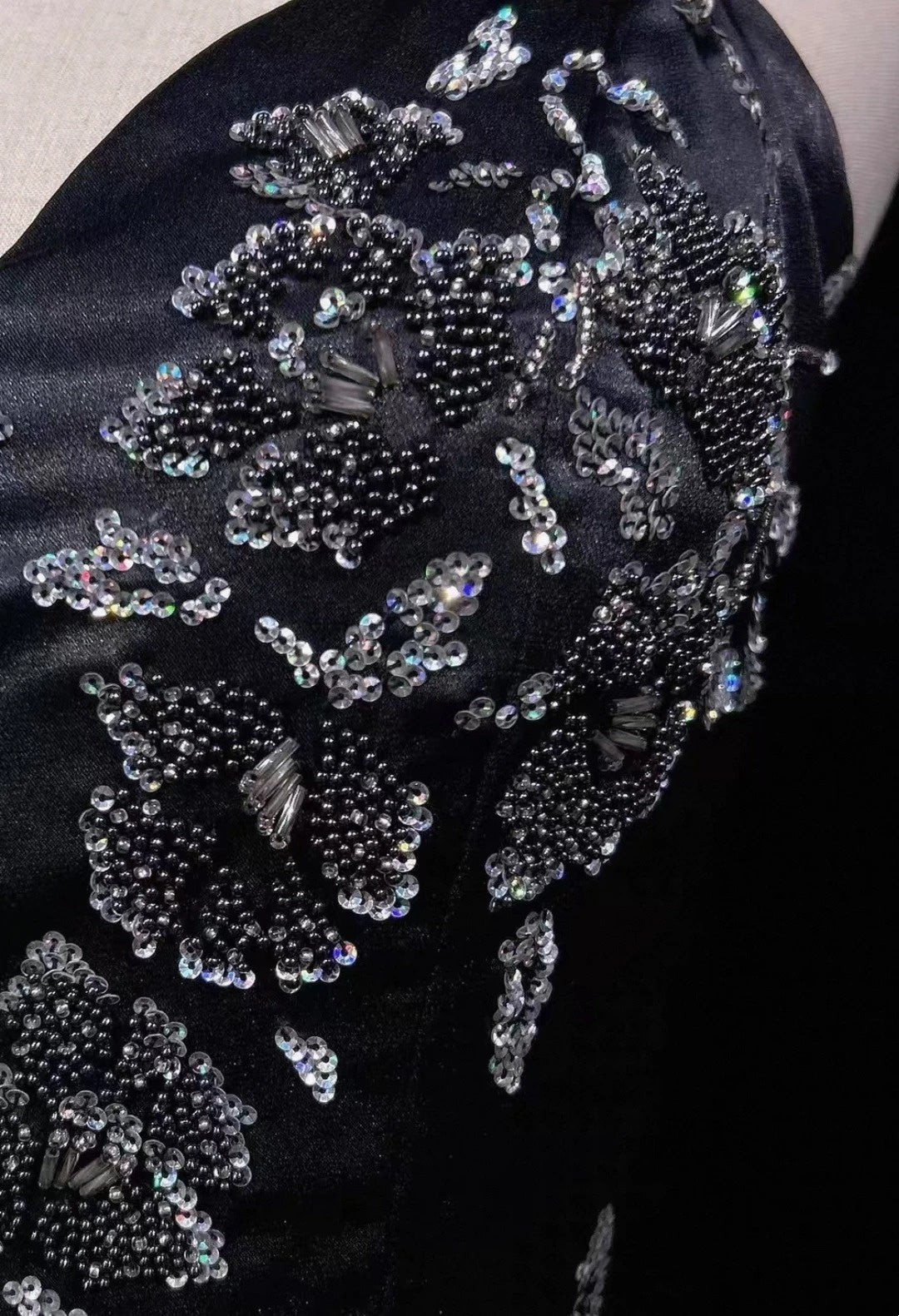 Vintage Prom Dresses A Line Halter Black Satin 2000s Long Party Evening Formal Gown RC1145