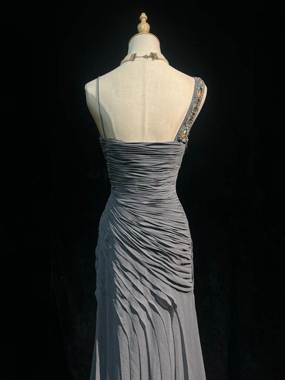 Einfache Ballkleider Meerjungfrau Spaghetti-Träger Grau Chiffon Bodenlang Rüschen Formelles Abendkleid N3685