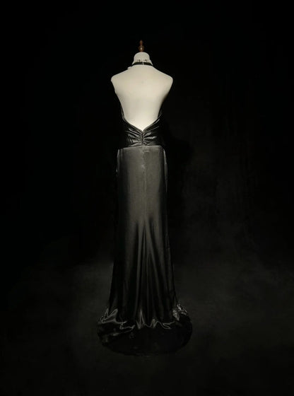 Vintage-Abendkleider 1980er Jahre A-Linie Neckholder Satin Black Tie Kleid Lang mit plissiertem Abendoutfit N3131