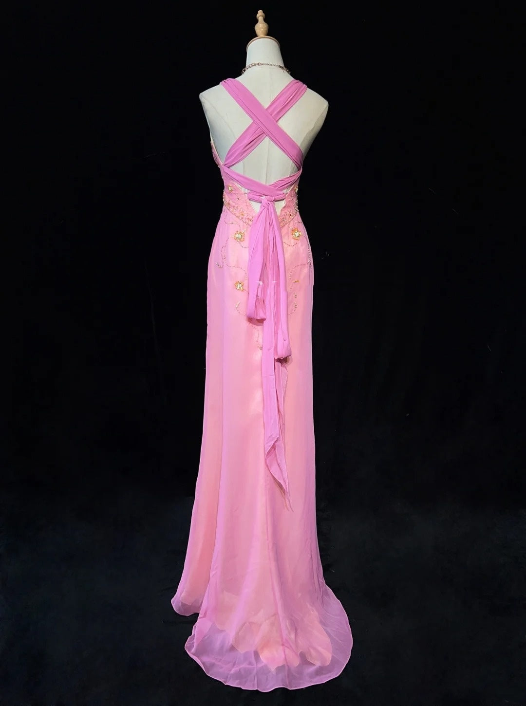 Bescheidene Ballkleider Inspo Meerjungfrau V-Ausschnitt Rosa Chiffon mit Rüschen-Perlenstickerei für Damen Festliches Kleid N3231
