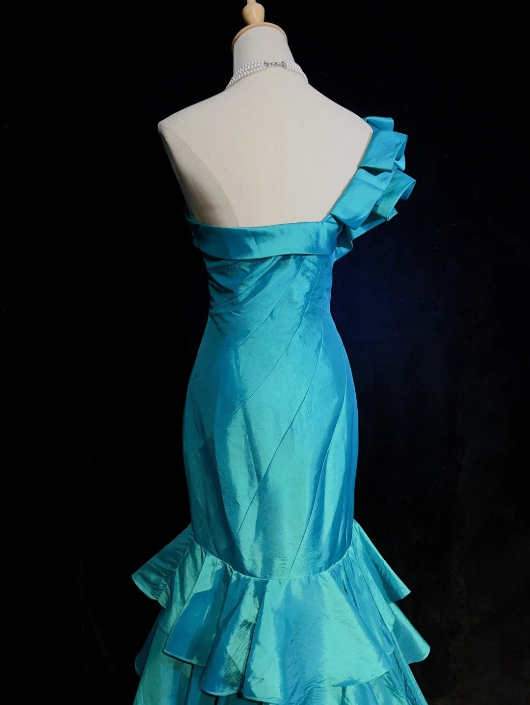 Vintage Prom Dresses 80s Mermaid One Shoulder Blue Satin Sleeveless With Ruffled Semi Formal Evening Outfits N3623