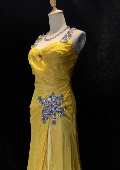 Wunderschöne Abschlussballkleider Meerjungfrau Spaghetti-Träger Gelber Chiffon mit Perlenbesatz Lange Abendgarderobe N3325