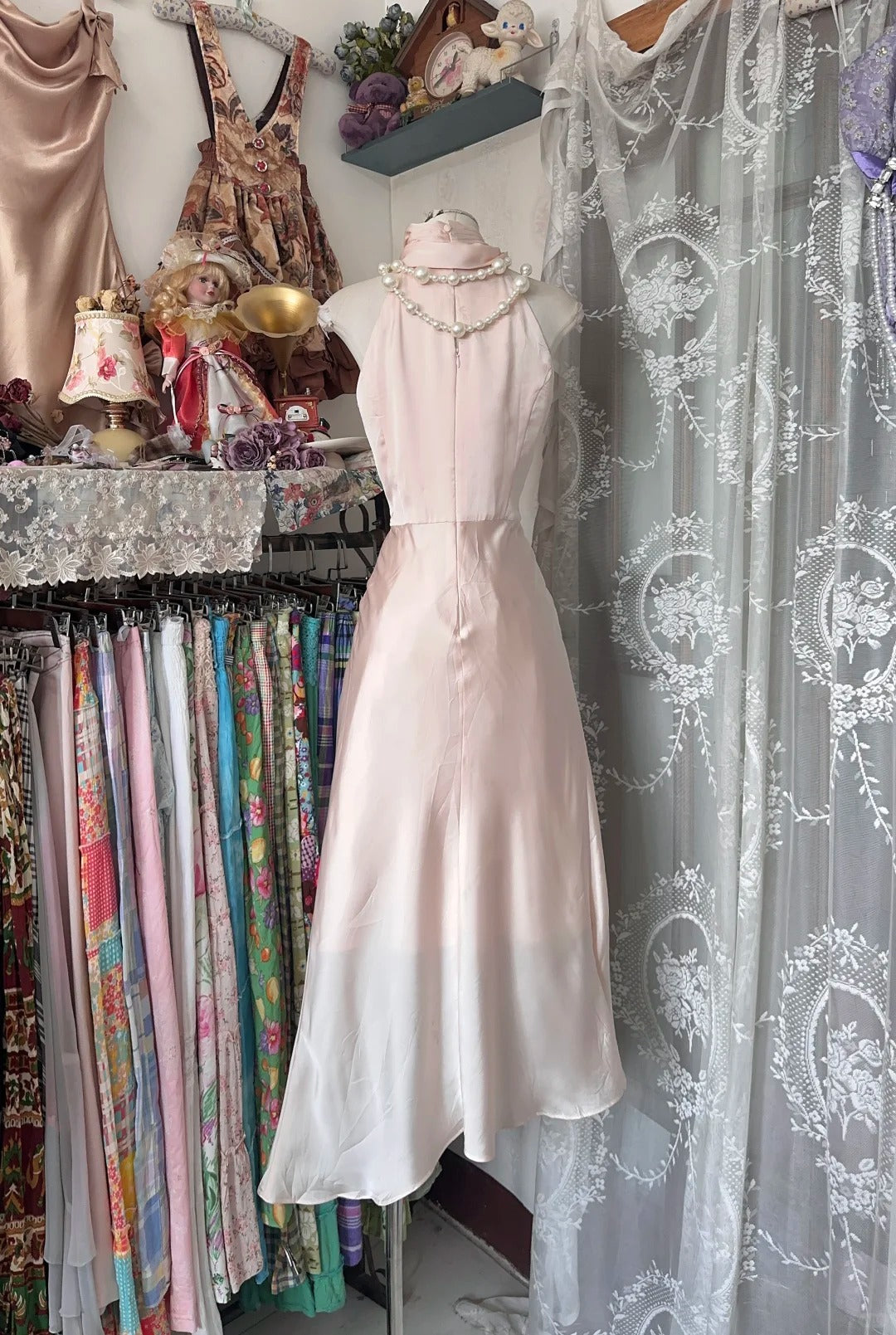 Robe de bal élégante en mousseline rose, coupe trapèze, col montant, sans manches, pour lycéennes (N1286)