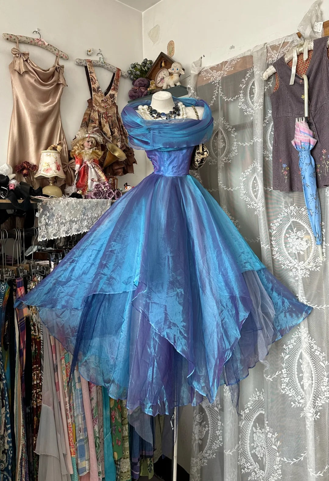 Elegante Ballkleider für den Abschlussball, herzförmiger Ausschnitt, blaue Organza, Teelänge, lange formelle Abendgarderobe N3769
