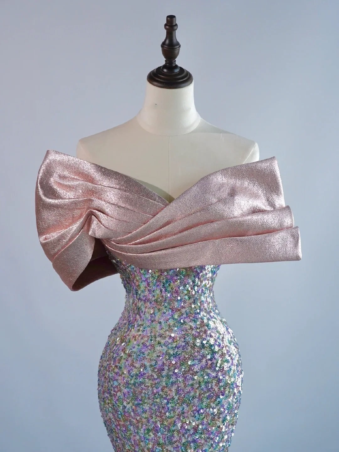 Robe de bal longue sirène à paillettes argentées, épaules dénudées, manches courtes, N685