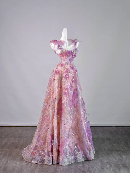 Robe de bal longue à imprimé floral et décolleté cœur, inspiration pour une tenue de soirée N242
