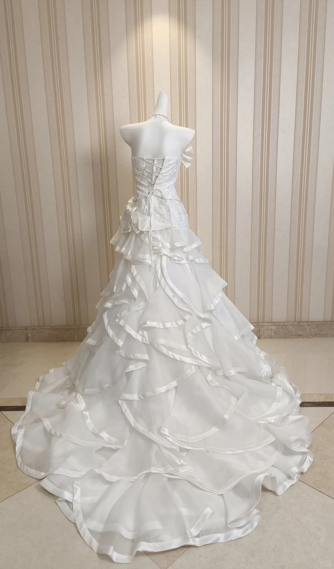 Chic Wedding Dresses Mermaid Strapless Neck Garden Vintage Wedding Dress N4486