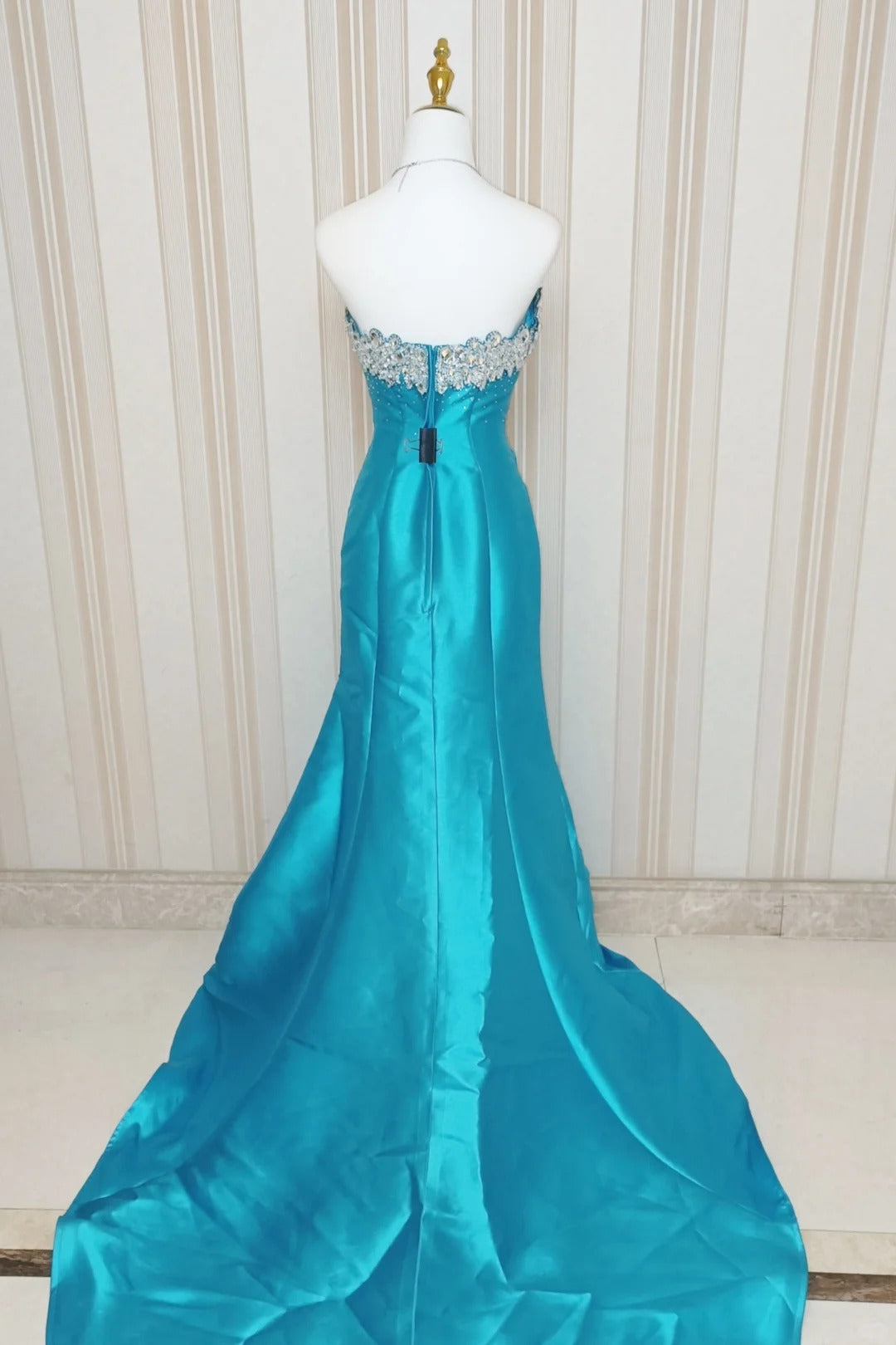 Elegantes Meerjungfrau-Sweetheart-Kleid in Blau mit Perlenstickerei zum 18. Geburtstag Elegantes Outfit Formelles Ballkleid N4185