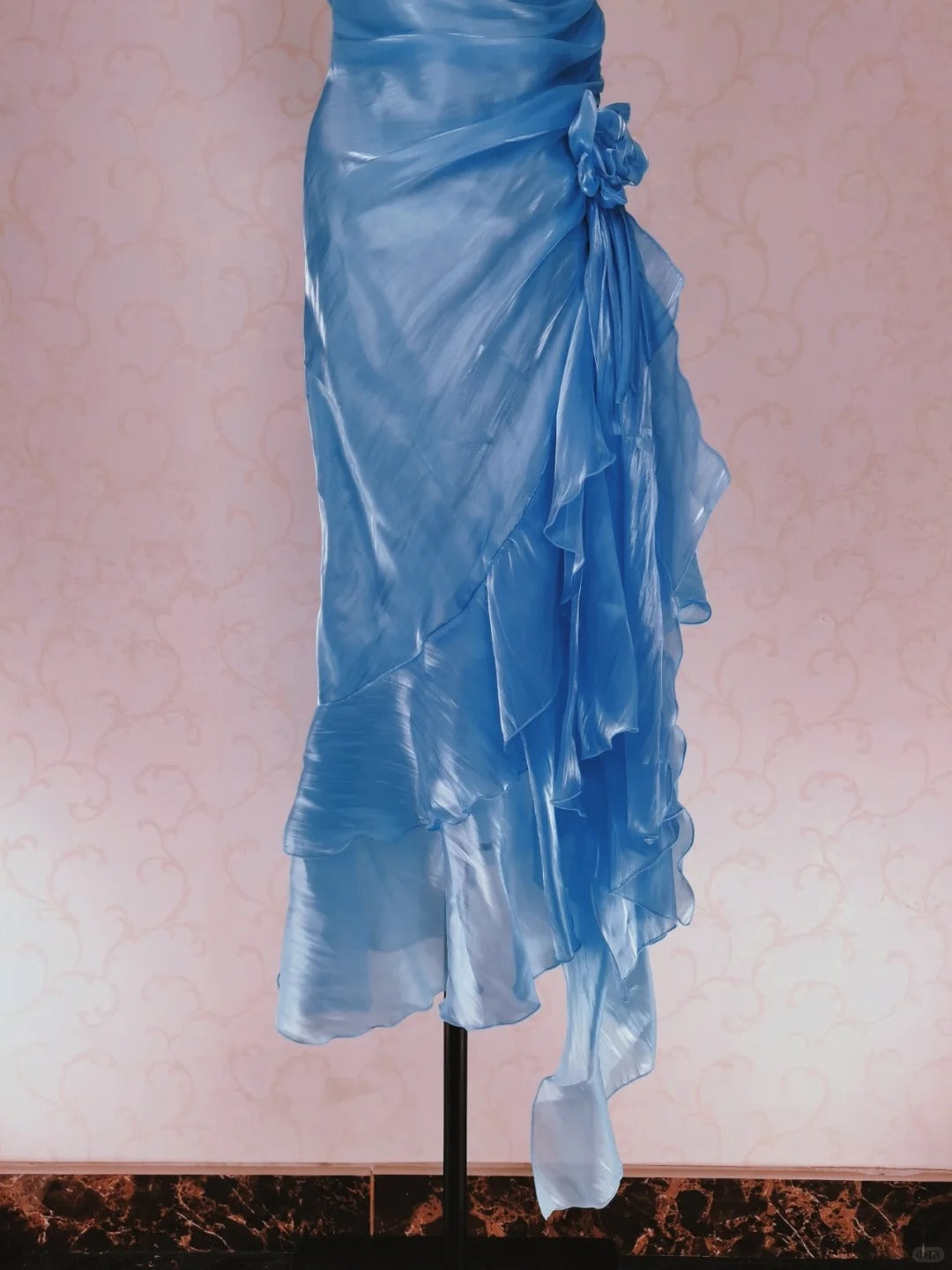 Vintage Prom Dresses 70s Mermaid Spaghetti Straps Blue Irregular Hem Tea Length Formal Outfits RB4314