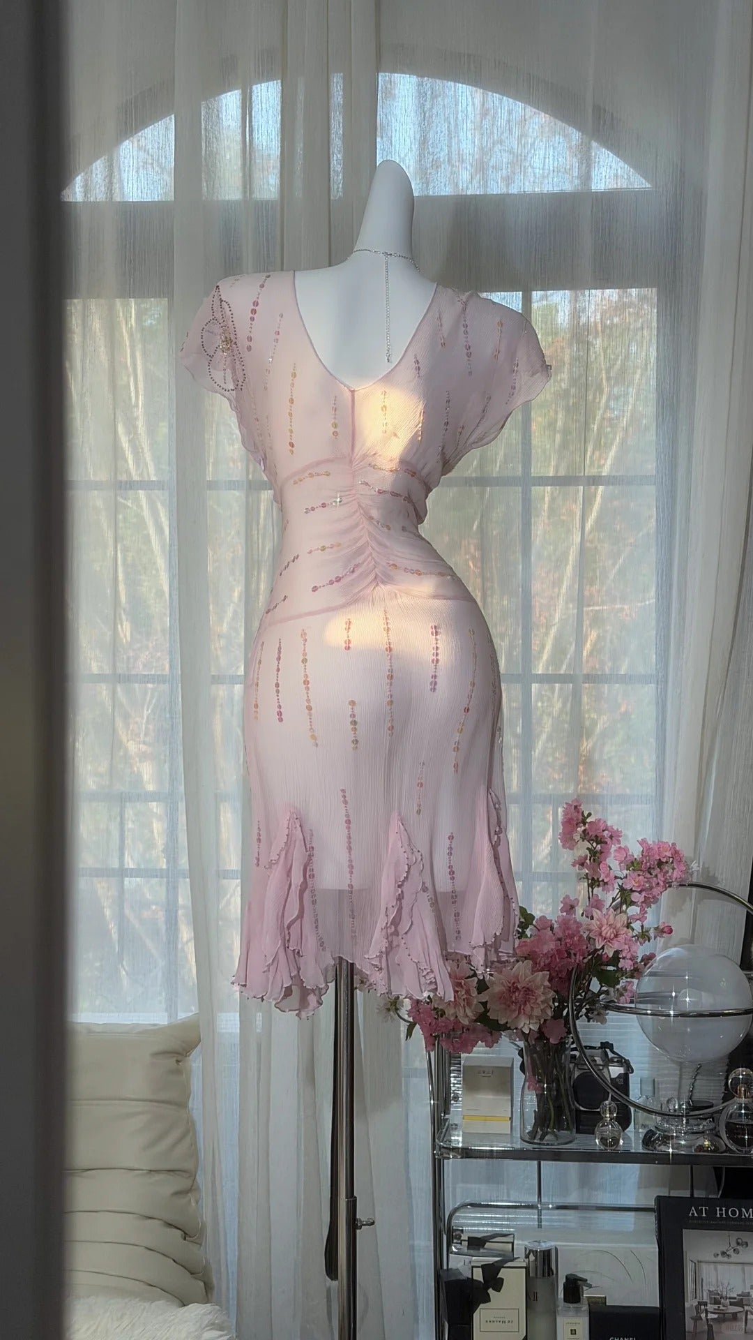 Robe courte en mousseline rose coupe droite à col en V, mignonne, idées pour un 16e anniversaire, tenues de bal de promo N3540