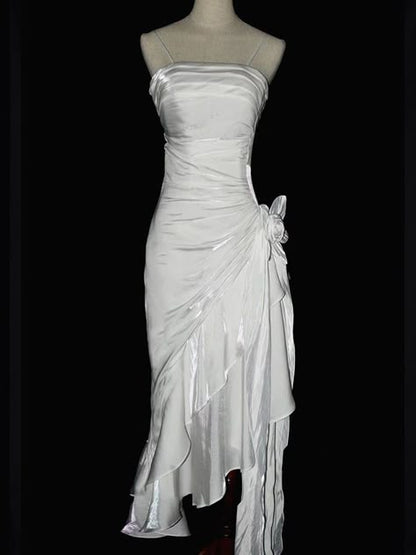 Weißes Vintage-Meerjungfrauen-Hochzeitskleid mit Blumenmuster und asymmetrischem Saum, auch als Ballkleid geeignet (AB985)