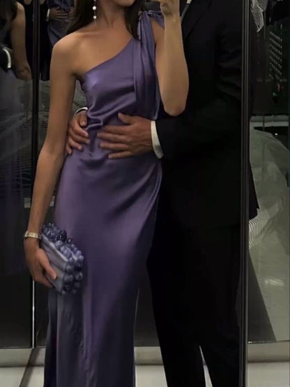 Lila Satin-Abendkleid im Meerjungfrauenstil mit einem Schulterträger, lang, AB1550