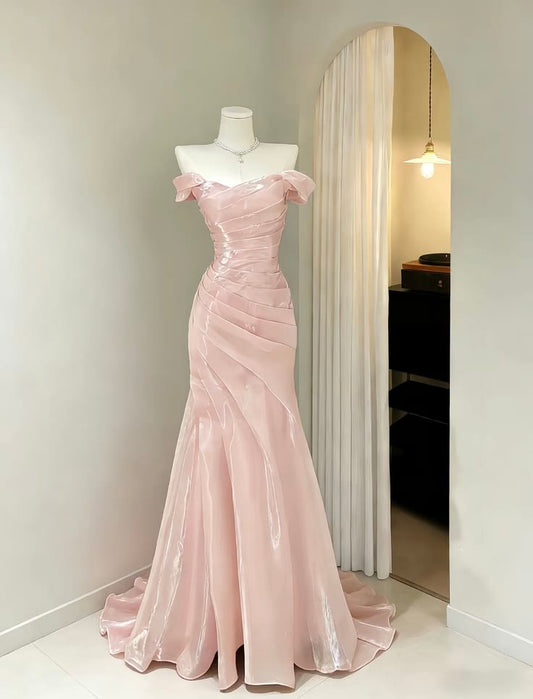 Bescheidene Meerjungfrauen-Abschlussballkleider in Pink, schulterfrei mit Ärmeln, langes Abendkleid RB3015