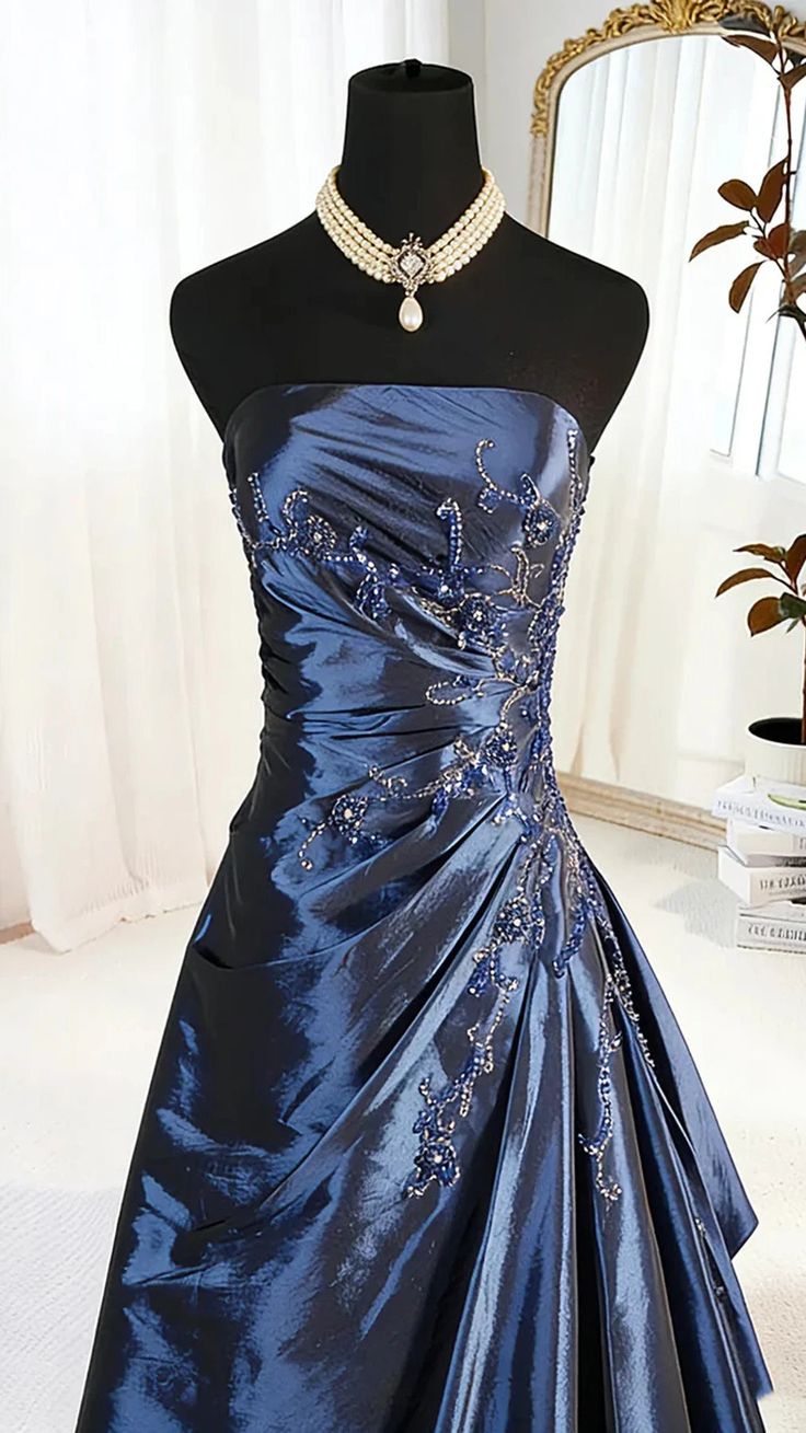 Bezauberndes, perlenbesetztes Ballkleid für Seniorinnen, elegantes Partykleid für den Schulabschluss N1620