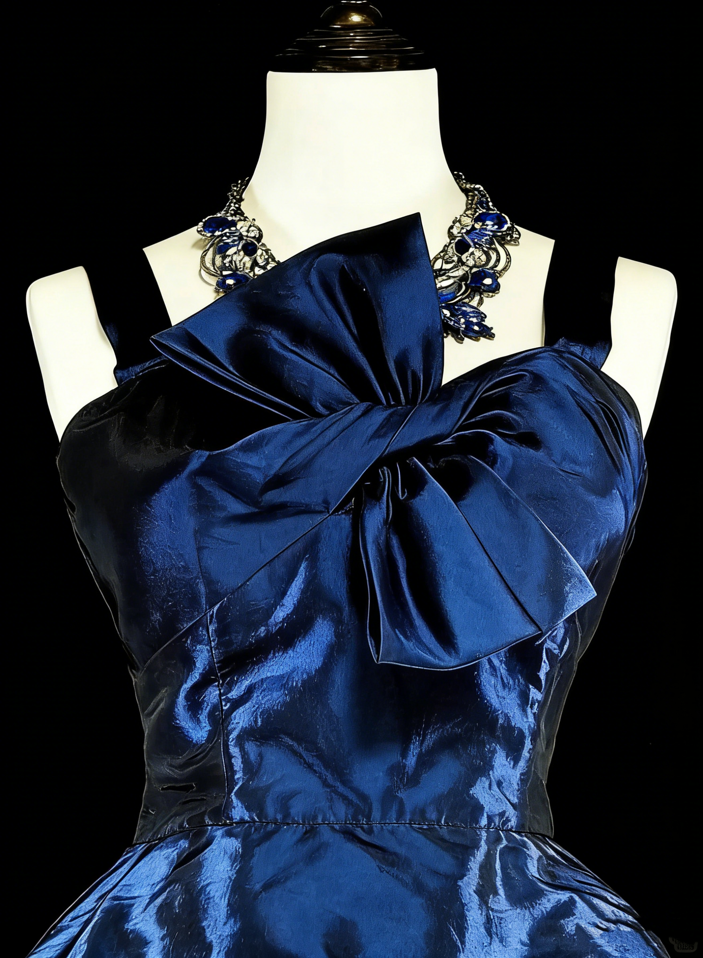 Robe de bal vintage à fines bretelles bleu marine courte, inspiration années 2000, robes de bal de promo, inspiration robes de soirée N1614