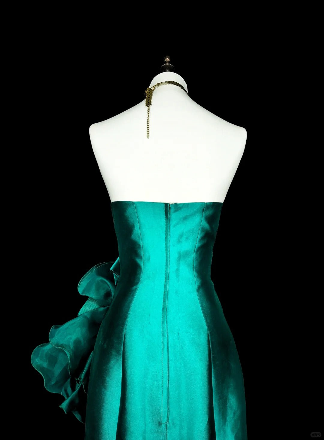 Robe de bal longue vintage sirène vert satin années 70, bustier cœur, taille 4 N1834