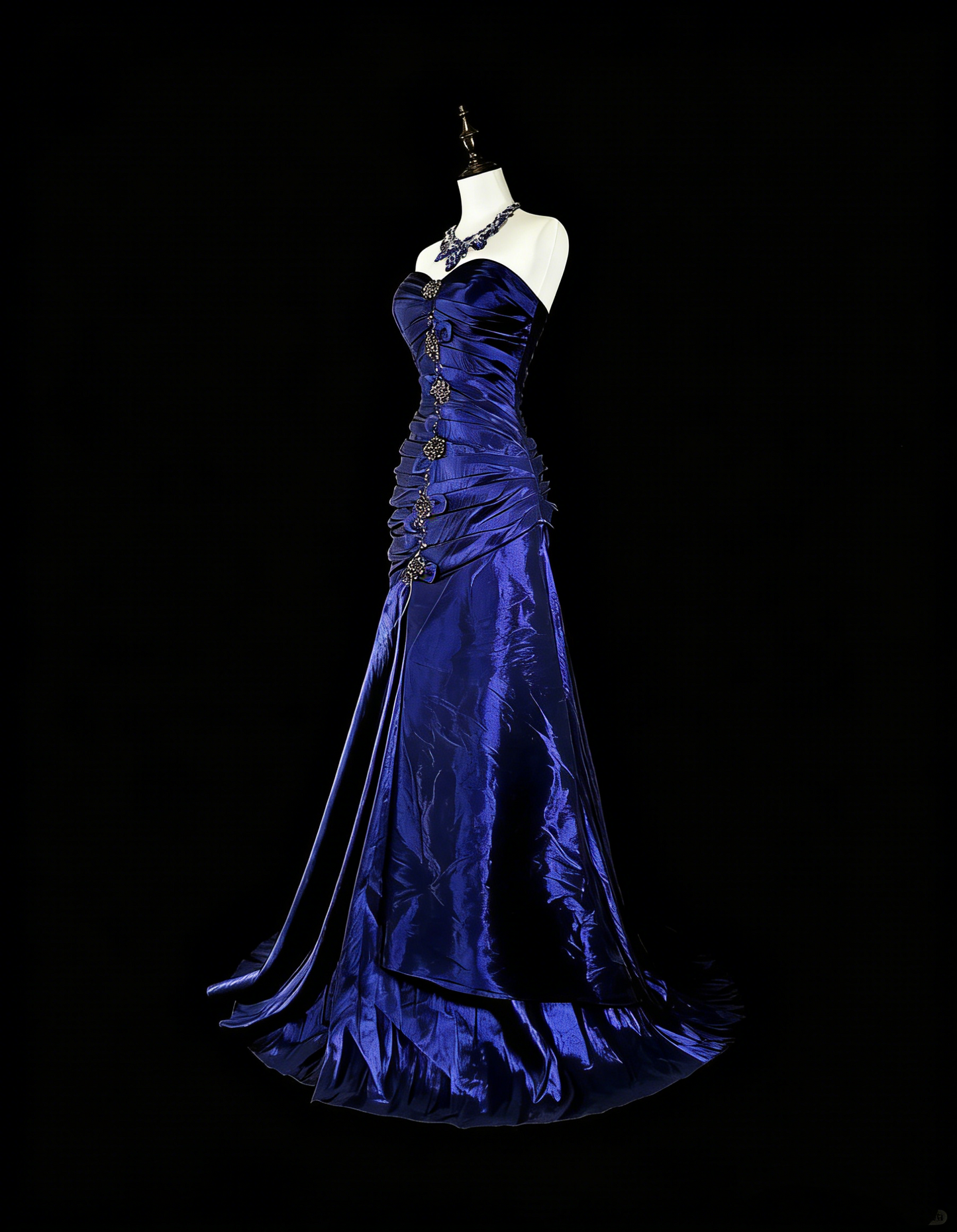 Robe de bal longue vintage années 1760, style sirène, décolleté cœur, bleu royal, plissée en satin, N1605