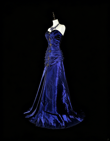 Robe de bal longue vintage années 1760, style sirène, décolleté cœur, bleu royal, plissée en satin, N1605