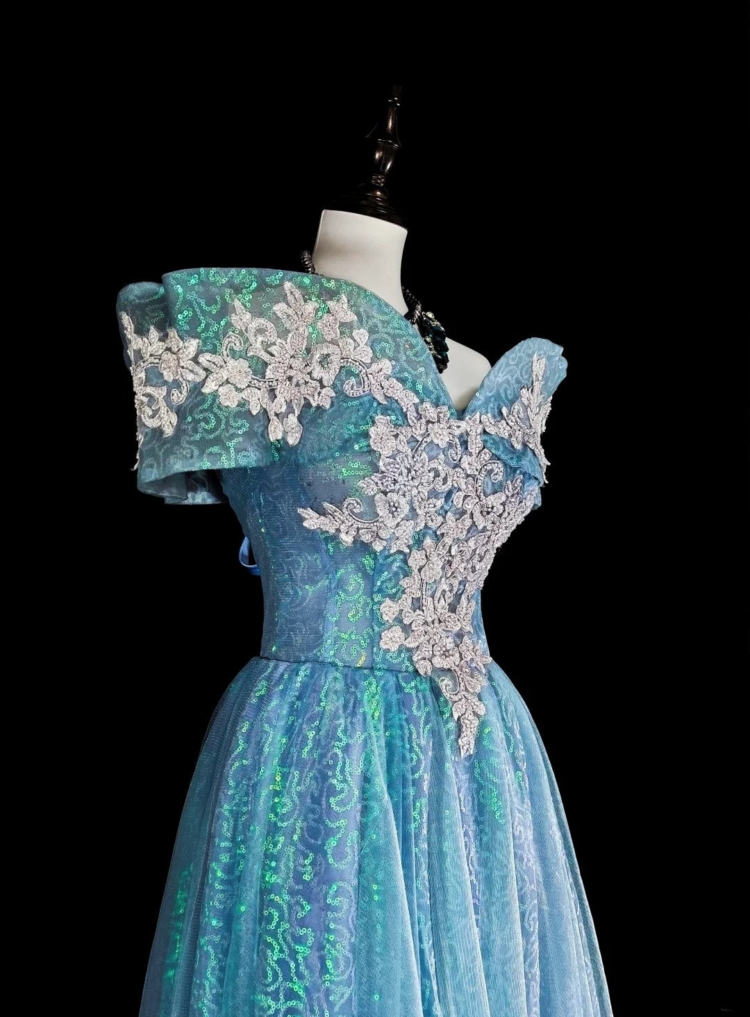 Verträumte Abschlussballkleider Ästhetik 80er Retro Schulterfrei Hellblau Tüll Spitze Lange Festliche Outfits N2364