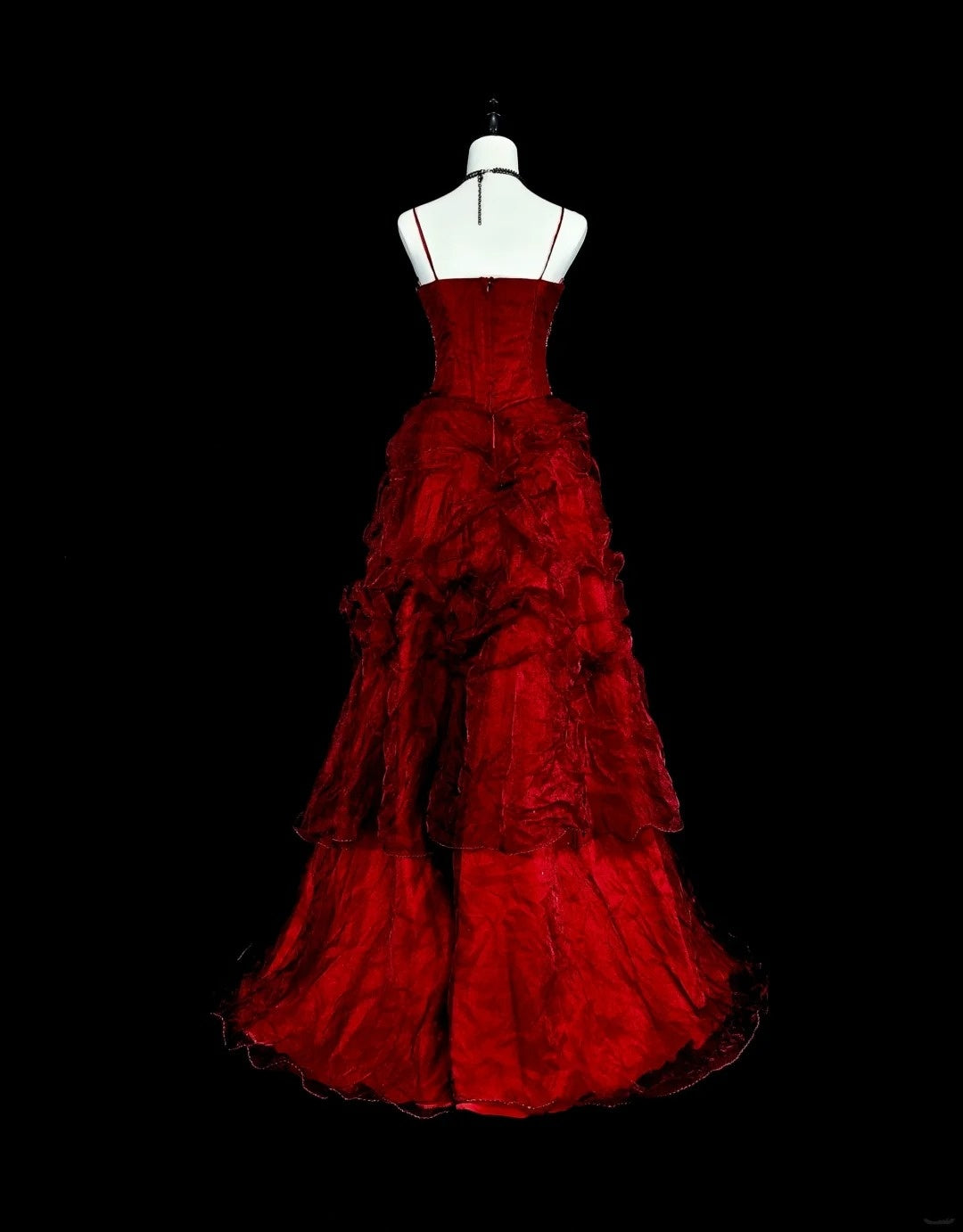 Robe de bal élégante à bretelles spaghetti en tulle bordeaux, inspiration robe de soirée longue N1843